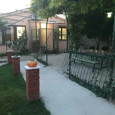 Oleja Nyaraló Split